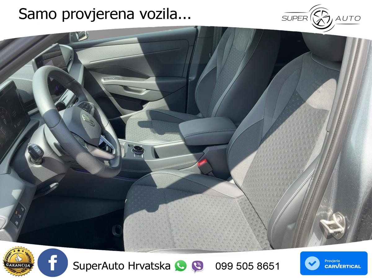 Volkswagen T-Roc 1.5 eTSI (150 KS)  DSG LED+GR SJED+ACC