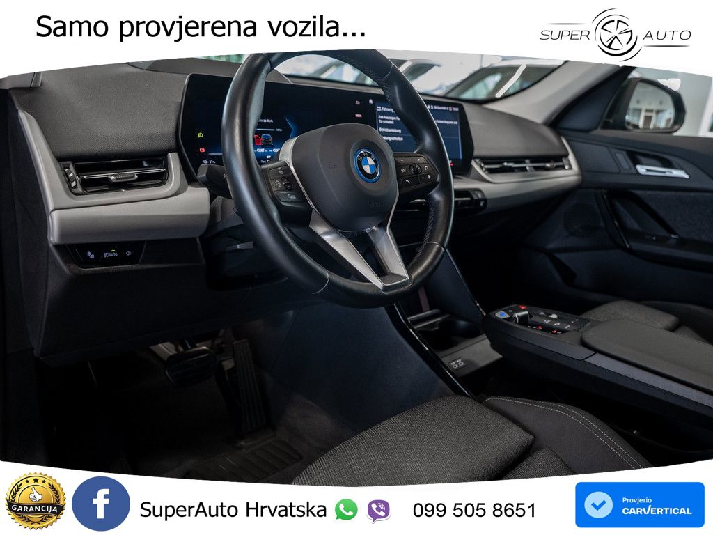 BMW iX1 68 kWh (313 KS) xDrive30