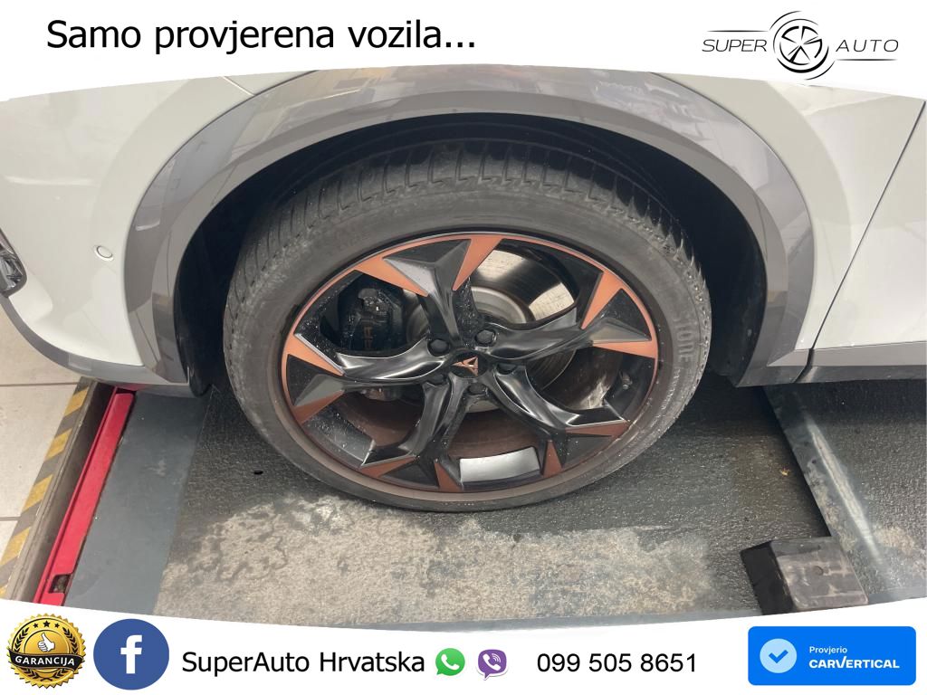 Cupra Formentor 1.4 TSI (245 KS) e-Hybrid DSG VZ LED+GR SJED+ACC