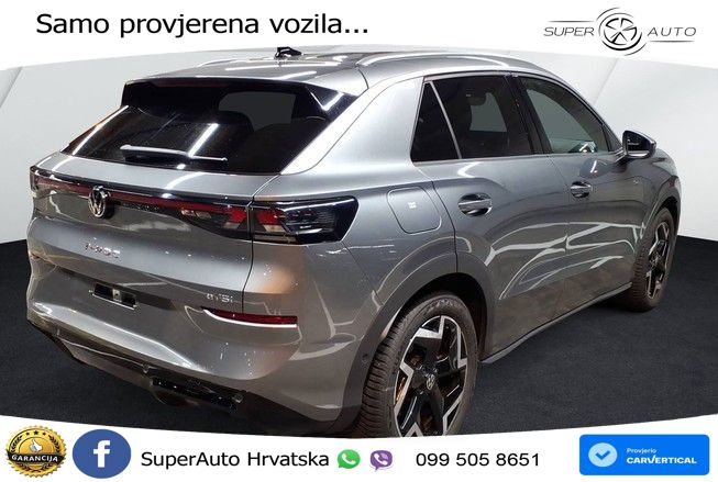Volkswagen T-Roc 1.5 eTSI (150 KS)  DSG R-Line LED+GR SJED+ACC