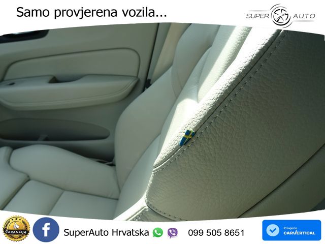 Volvo XC60 B5 Benzin AWD Geartronic ACC+HEAD+4xGR SJED+360+PANO