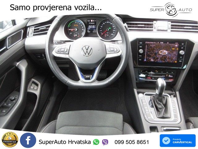 Volkswagen Passat Variant GTE 1.4 TSI (218 KS) DSG LED+GR SJED+ACC