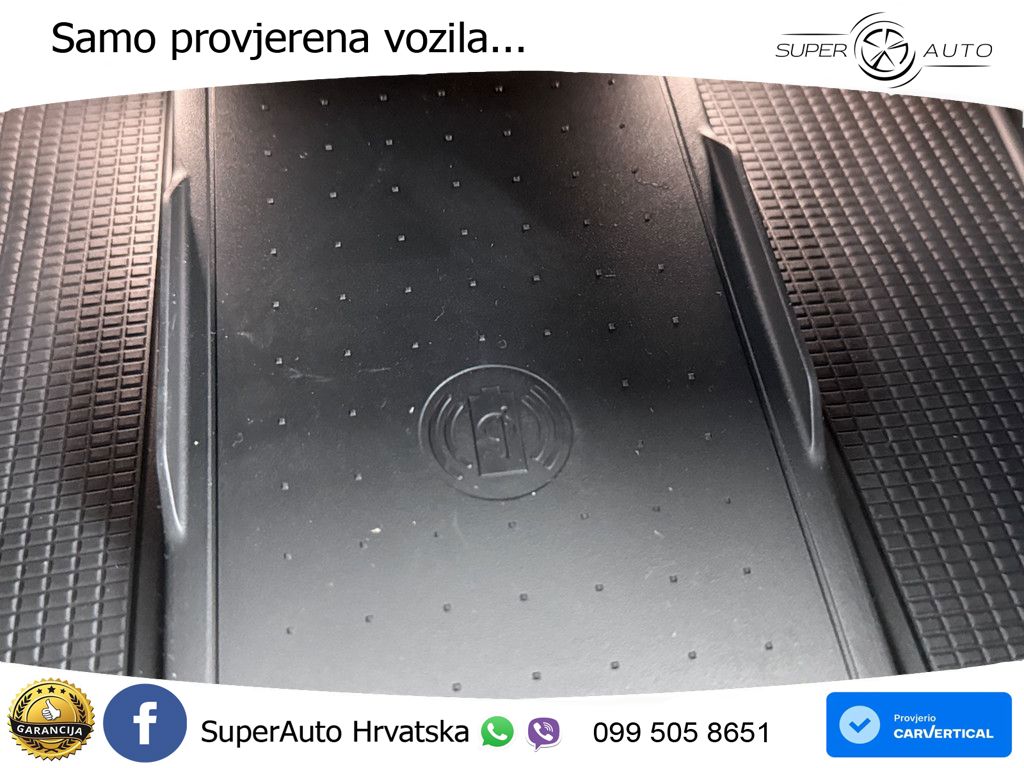 Volvo XC40 2.0 B4 AWD 197 KS Automatic ACC+GR SJED+360+PANO