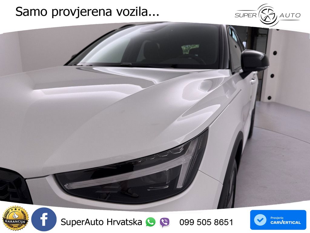Volvo XC40 2.0 B4 AWD 197 KS Automatic ACC+GR SJED+360+PANO
