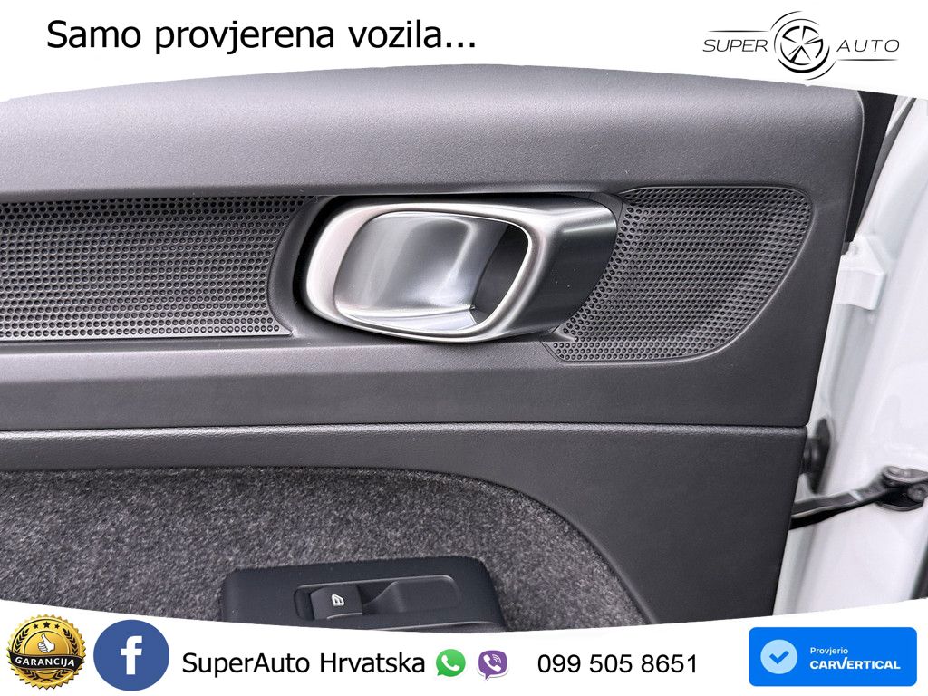 Volvo XC40 2.0 B4 AWD 197 KS Automatic ACC+GR SJED+360+PANO