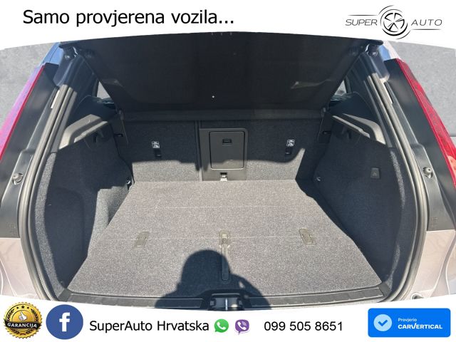 Volvo XC40 2.0 B4 AWD 197 KS Automatic LED+GR SJED+ACC