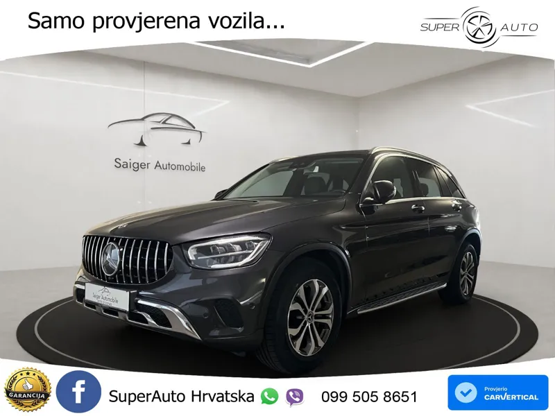 Mercedes GLC 200 (197 KS) 4MATIC G-TRONIC AMG LED+GR SJED+ACC