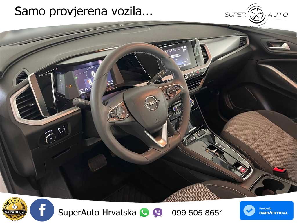 Opel Grandland 1.2i Turbo (130 KS) Automatic LED+ACC