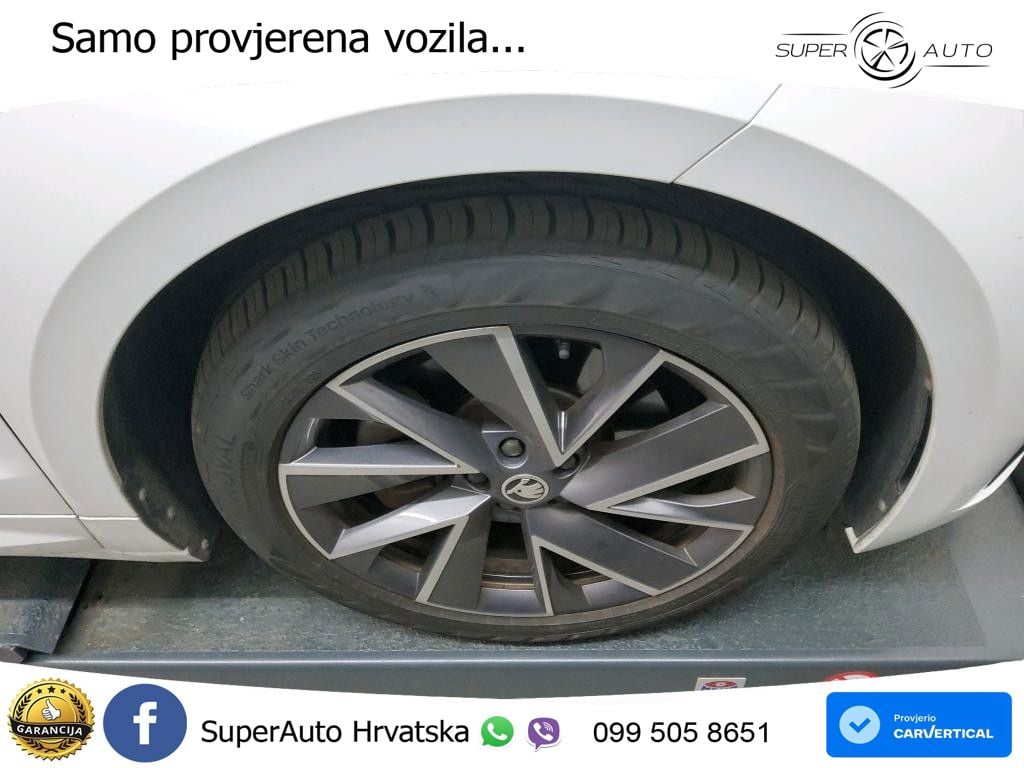 Škoda Enyaq iV 80x 82 kWh (265 KS) AWD SportLine LED+GR SJED+ACC