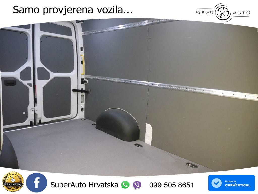 Volkswagen Crafter Kasten 35 MR Hochdach FWD RFK Klimaanl. 140 KS