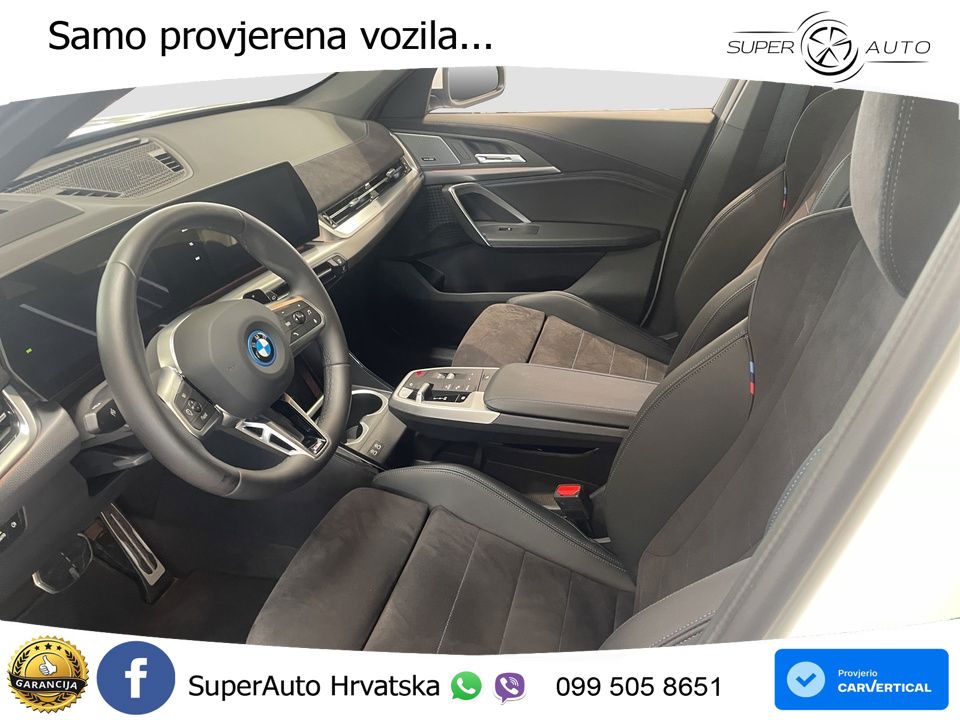 BMW X1 25e (245 KS) xDrive Steptronic LED+GR SJED+ACC