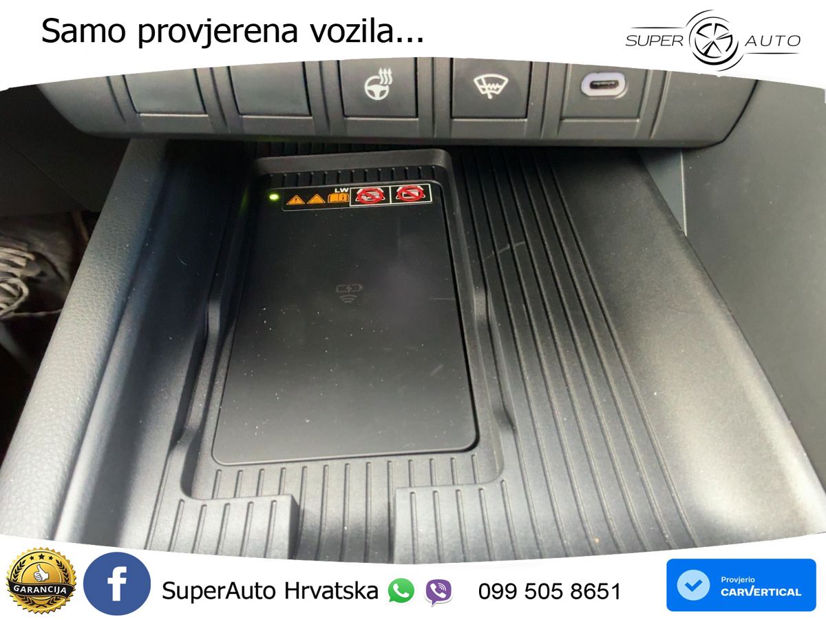 Toyota C-HR 2.0 (223 KS) PHEV e-CVT Team D LED+GR SJED+ACC