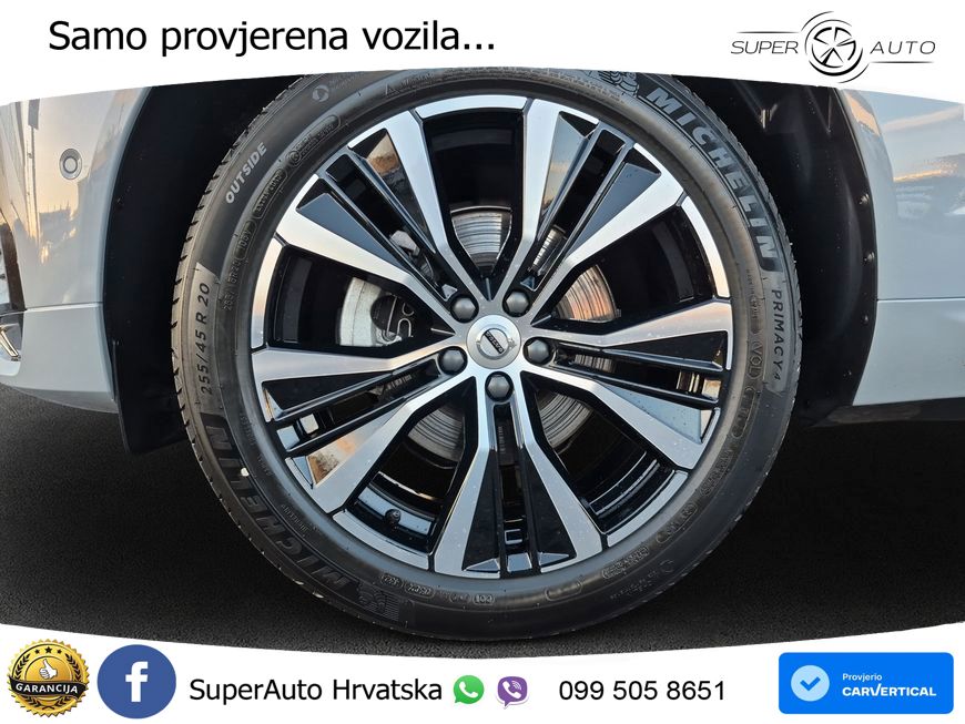Volvo XC60 B5 Benzin AWD Geartronic ACC+HEAD+4xGR SJED+360+PANO