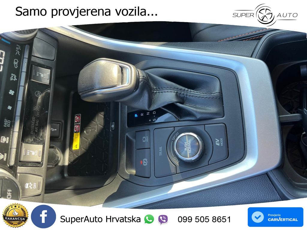 Toyota RAV4 2.5 (222 KS) Hybrid E-Four e-CVT LED+GR SJED+ACC