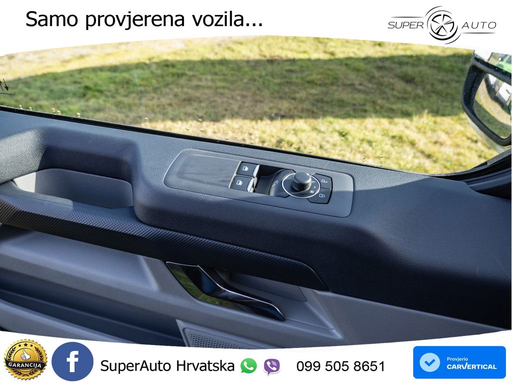 Ford Transit Custom Kombi L1 Limited 9-Sitzer SHZ LED 170 KS