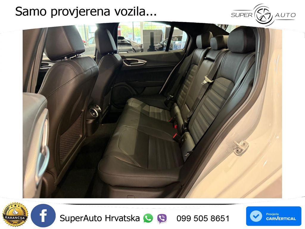 Alfa Romeo Giulia 2.0 Turbo (280 KS) Q4 Automatic LED+GR SJED+ACC