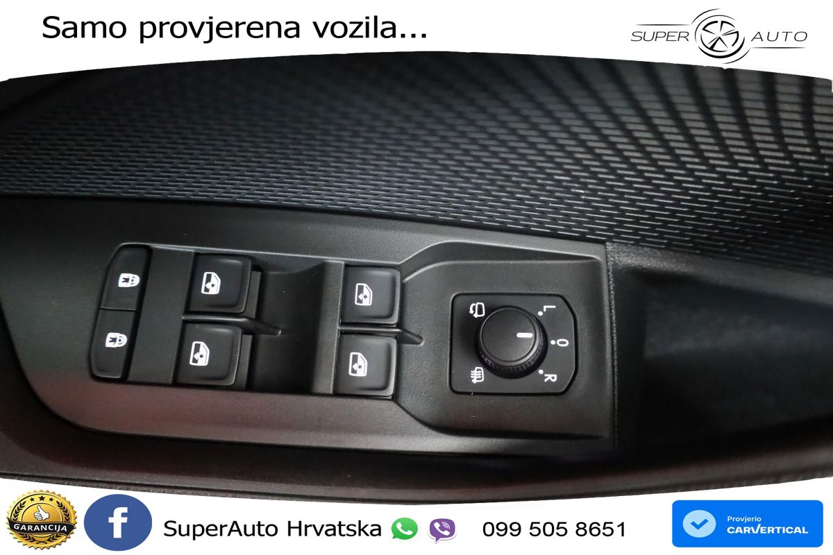 Škoda Octavia Combi RS 2.0 TSI (265 KS) DSG LED+GR SJED+ACC