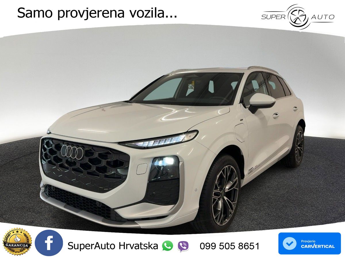 Audi Q3 1.5 TFSIe (272 KS) S tronic LED+GR SJED+ACC