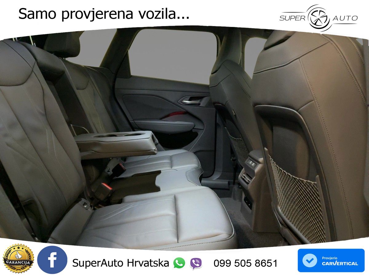 Audi Q3 1.5 TFSIe (272 KS) S tronic LED+GR SJED+ACC