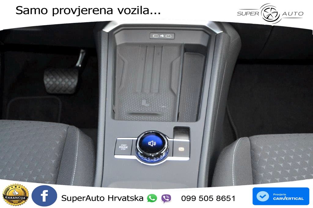 Volkswagen T-Roc 1.5 eTSI (150 KS)  DSG LED+GR SJED+ACC