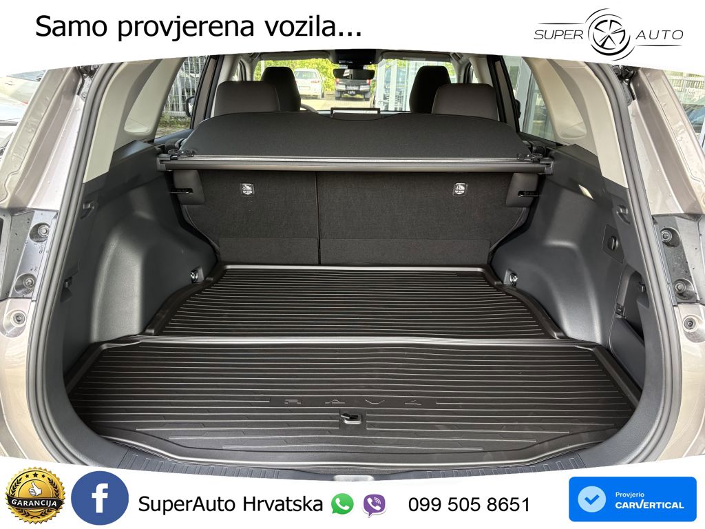 Toyota RAV4 2.5 (272 KS) Hybrid ECVT LED+GR SJED+ACC