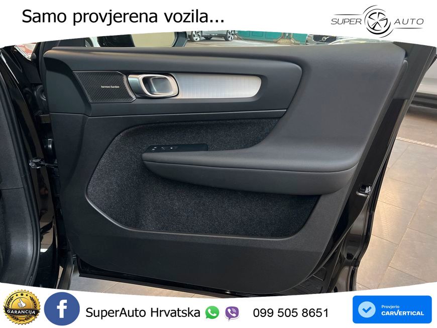 Volvo XC40 2.0 B3 163 KS Automatic ACC+GR SJED+360+PANO
