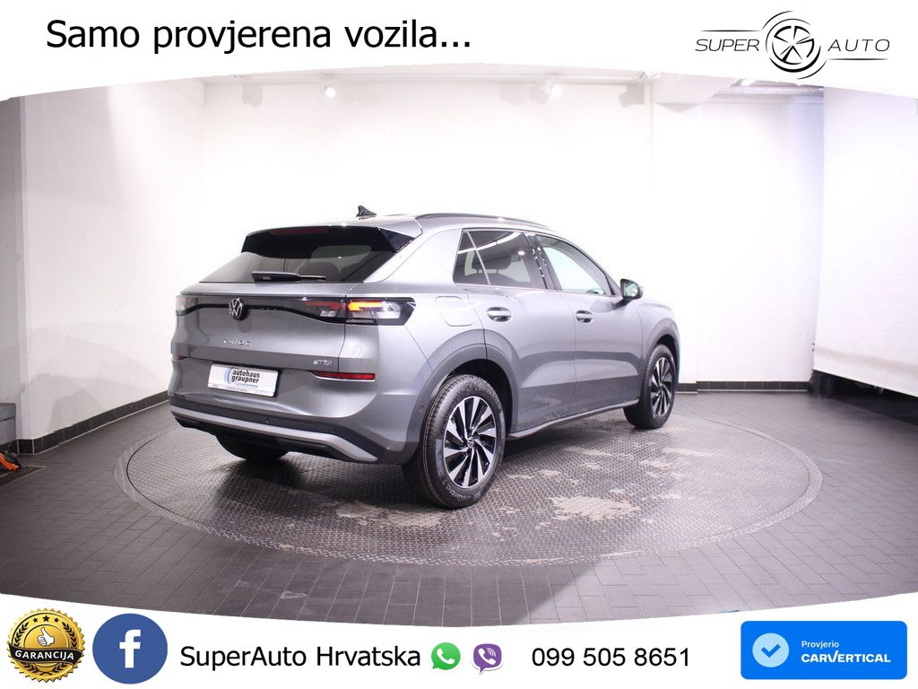 Volkswagen T-Roc II 1.5 eTSI (116 KS)  DSG