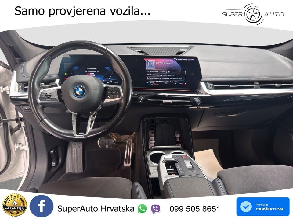 BMW iX1 68 kWh (313 KS) xDrive30