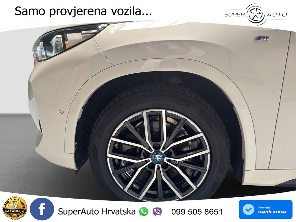 BMW iX1 68 kWh (313 KS) xDrive30