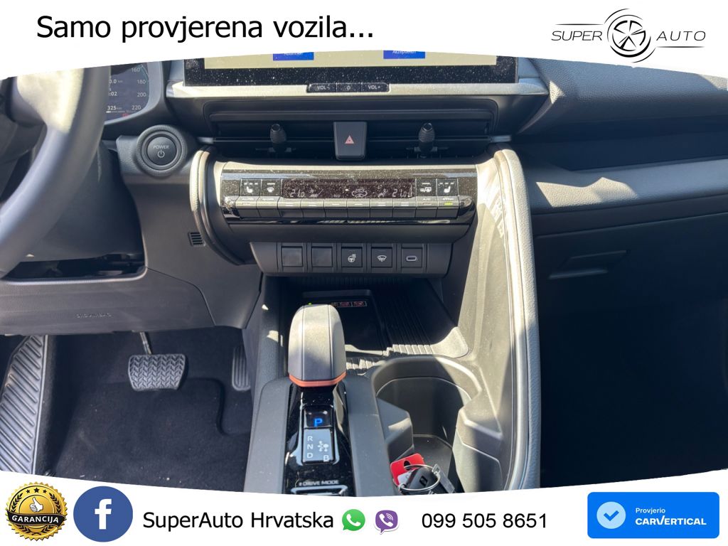 Toyota C-HR 2.0 (223 KS) PHEV e-CVT Teamplayer LED+GR SJED+ACC