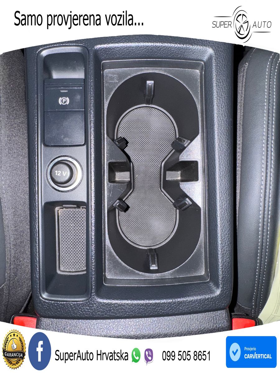 Audi Q3 45 TFSIe (245 KS) S tronic S line ZRAČNI+ACC+GR SJED+KAM