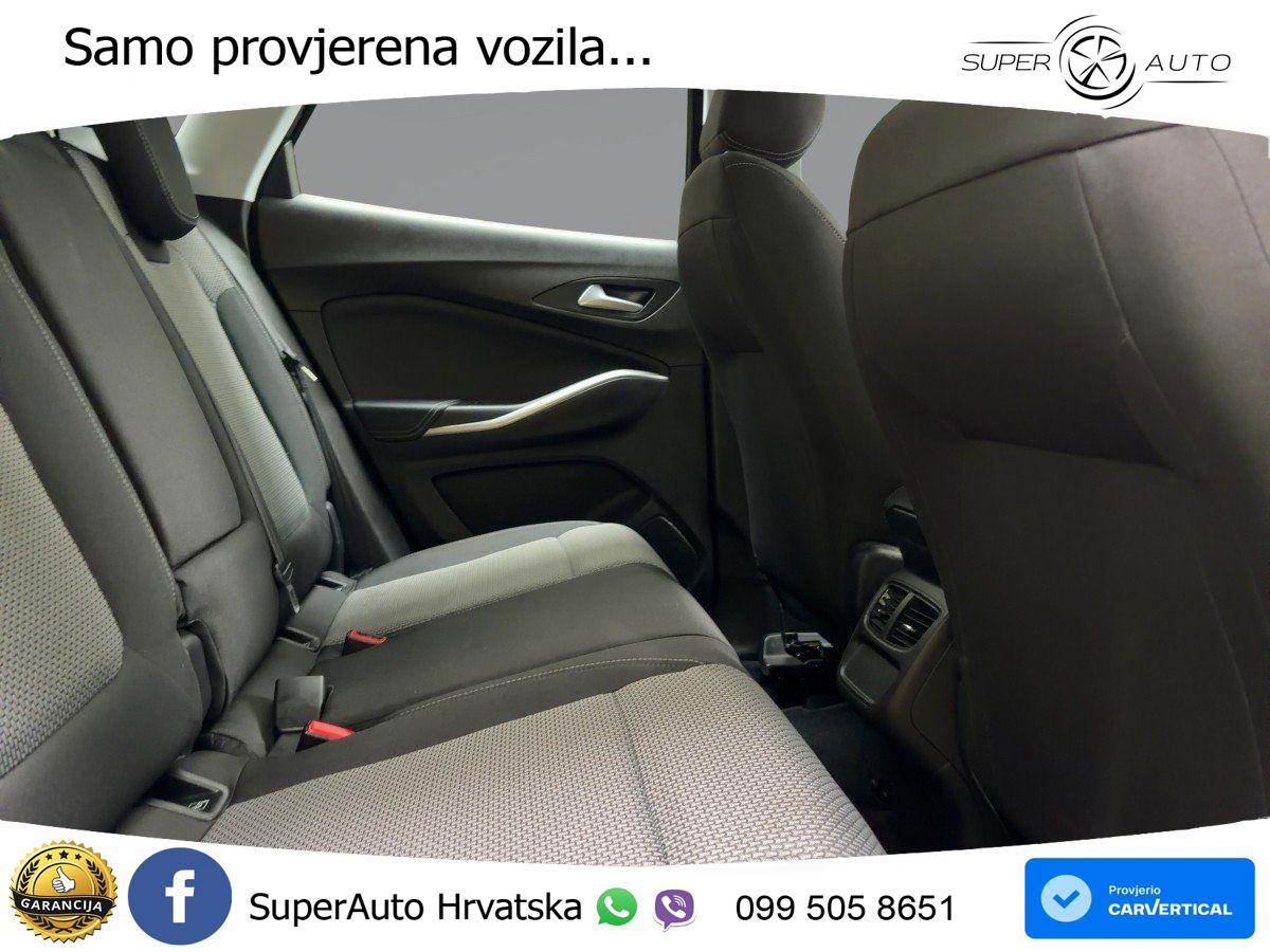 Opel Grandland 1.2i Turbo (130 KS)