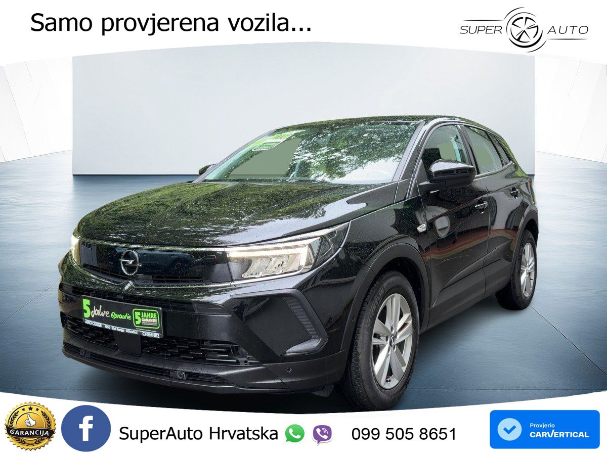Opel Grandland 1.2i Turbo (130 KS)