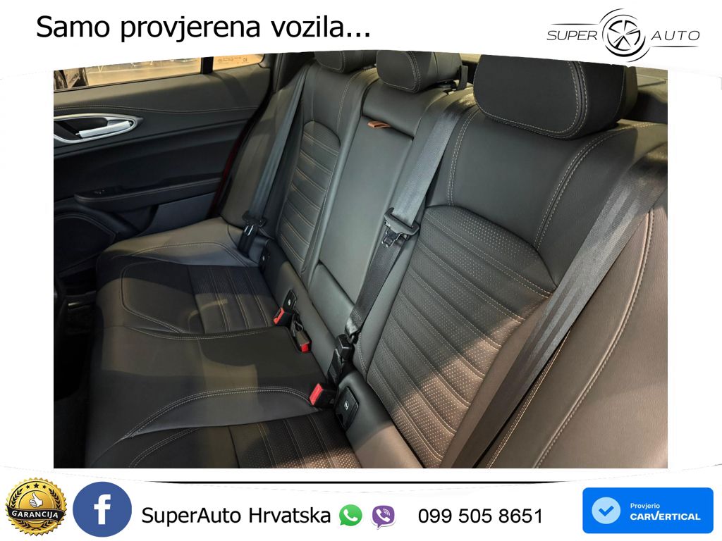 Alfa Romeo Giulia 2.0 Turbo (280 KS) Q4 Automatic LED+GR SJED+ACC