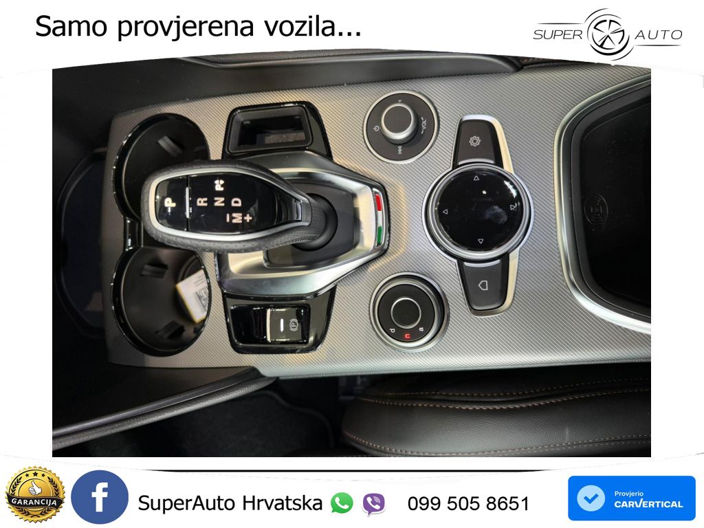 Alfa Romeo Giulia 2.0 Turbo (280 KS) Q4 Automatic LED+GR SJED+ACC