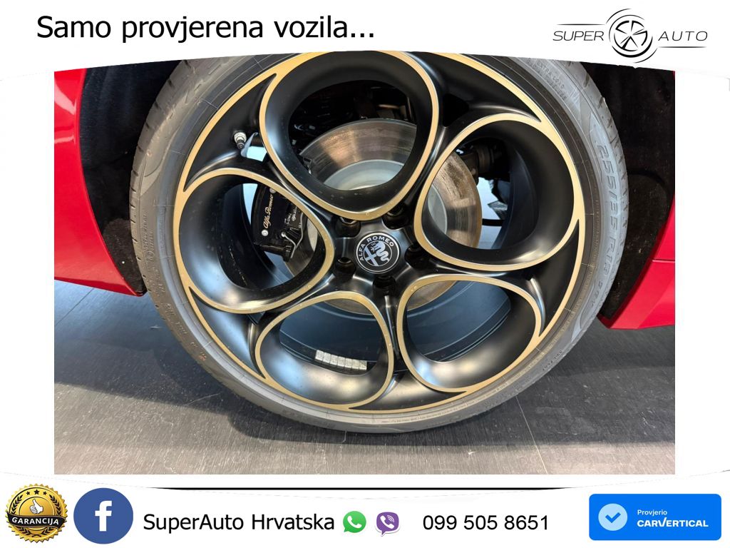 Alfa Romeo Giulia 2.0 Turbo (280 KS) Q4 Automatic LED+GR SJED+ACC