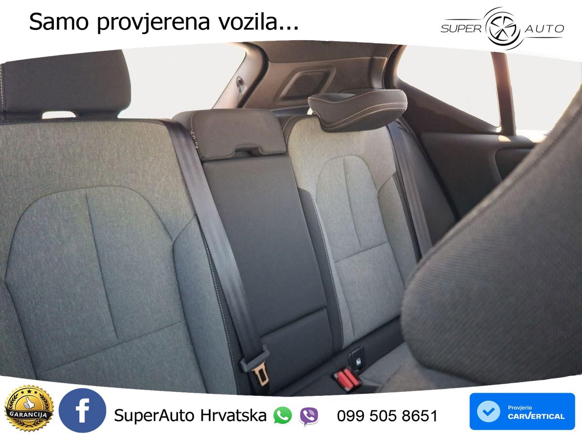 Volvo XC40 2.0 B3 163 KS Automatic ACC+GR SJED+360+PANO