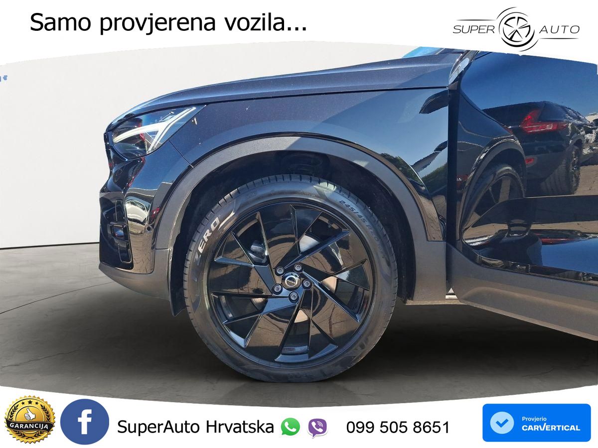 Volvo XC40 2.0 B3 163 KS Automatic ACC+GR SJED+360+PANO