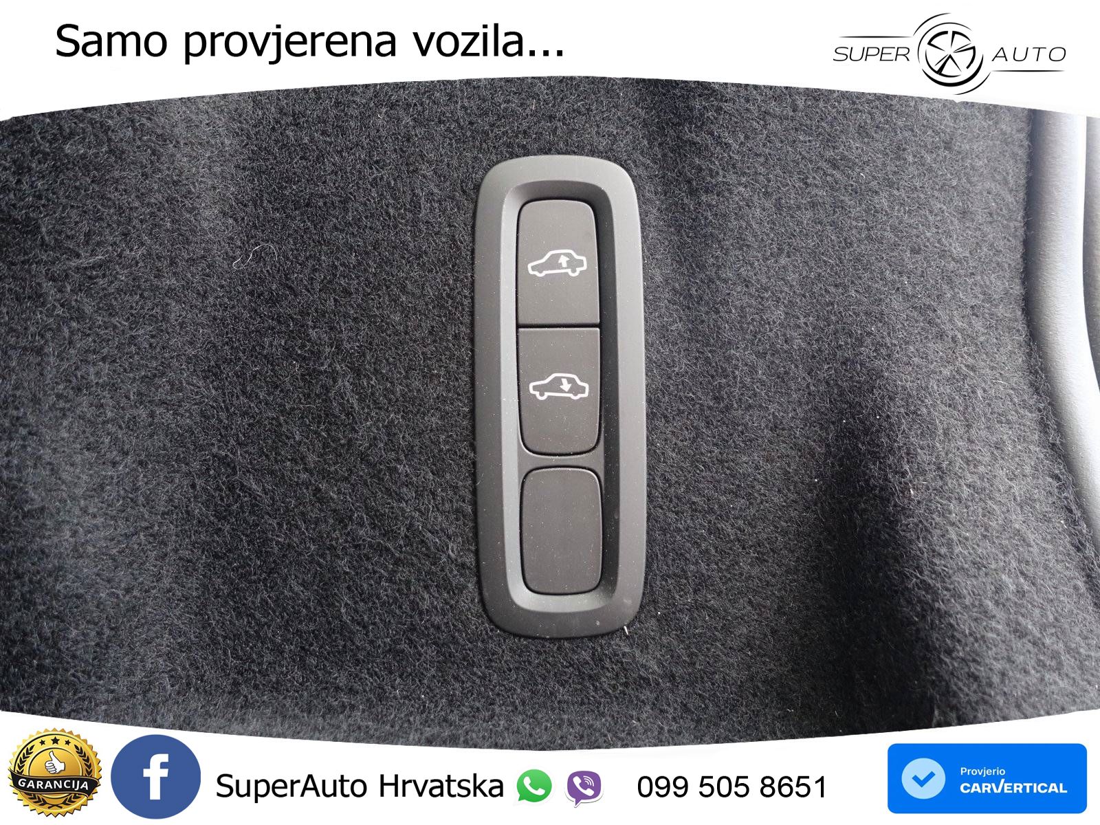 Volvo XC60 T8 AWD Geartronic ACC+HEAD+4xGR SJED+360+PANO