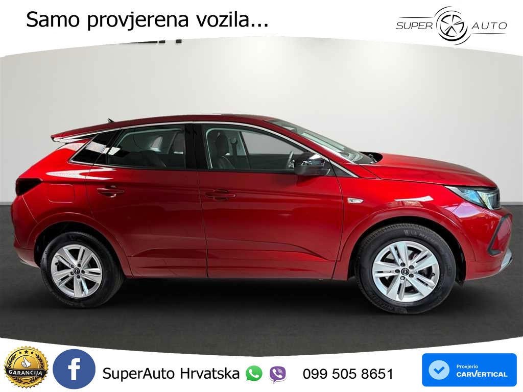 Opel Grandland 1.2i Turbo (130 KS) Automatic LED+GR SJED+ACC