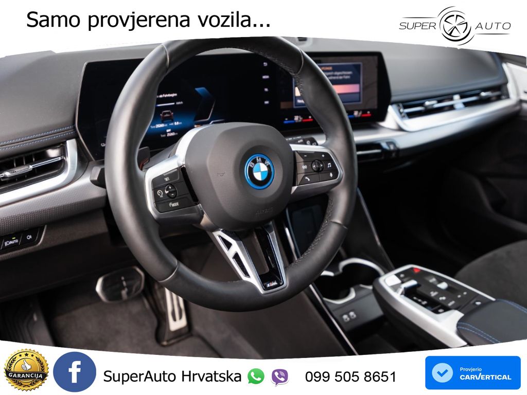 BMW iX1 68 kWh (313 KS) xDrive30