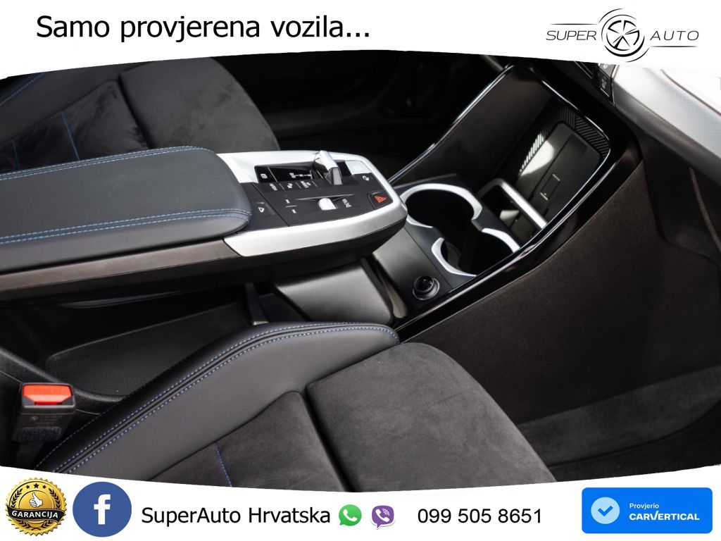 BMW iX1 68 kWh (313 KS) xDrive30