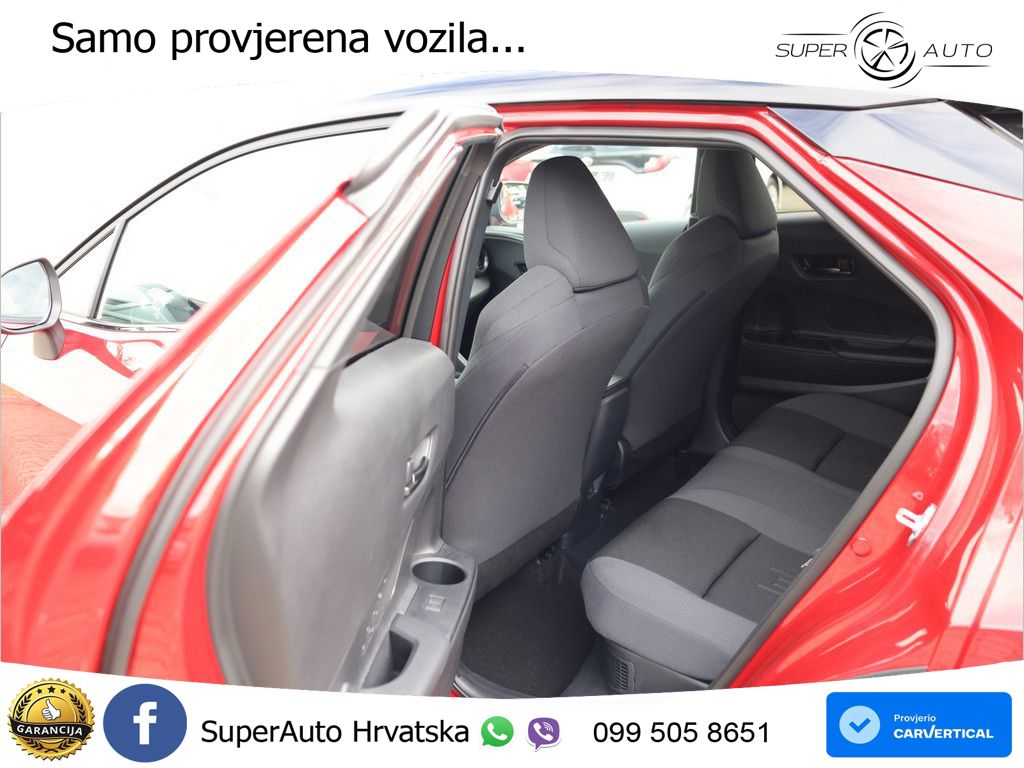 Toyota C-HR 2.0 (223 KS) PHEV e-CVT Teamplayer LED+GR SJED+ACC