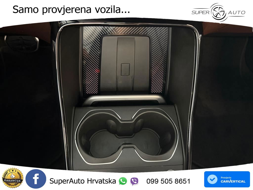 BMW iX1 68 kWh (313 KS) xDrive30