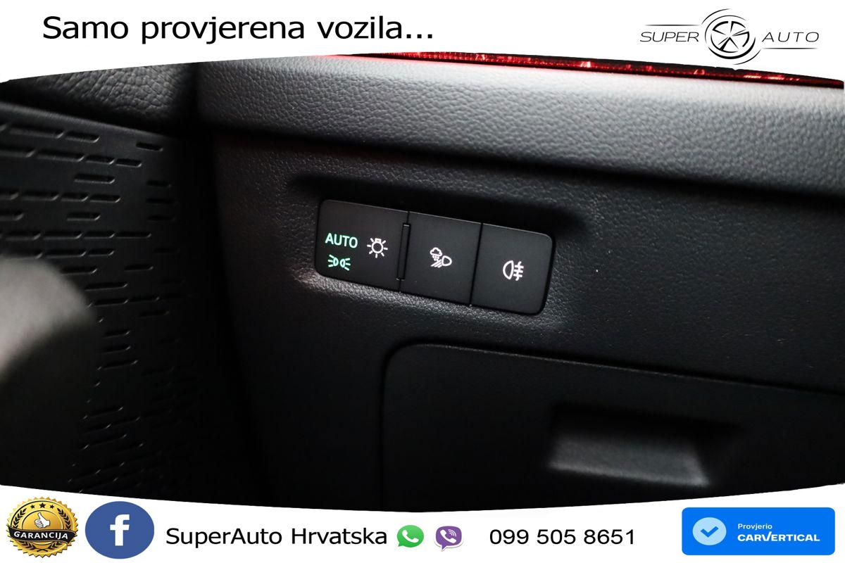 Škoda Octavia Combi RS 2.0 TSI (265 KS) DSG LED+GR SJED+ACC