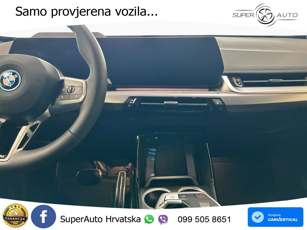 BMW iX1 68 kWh (313 KS) xDrive30 LED+GR SJED+ACC