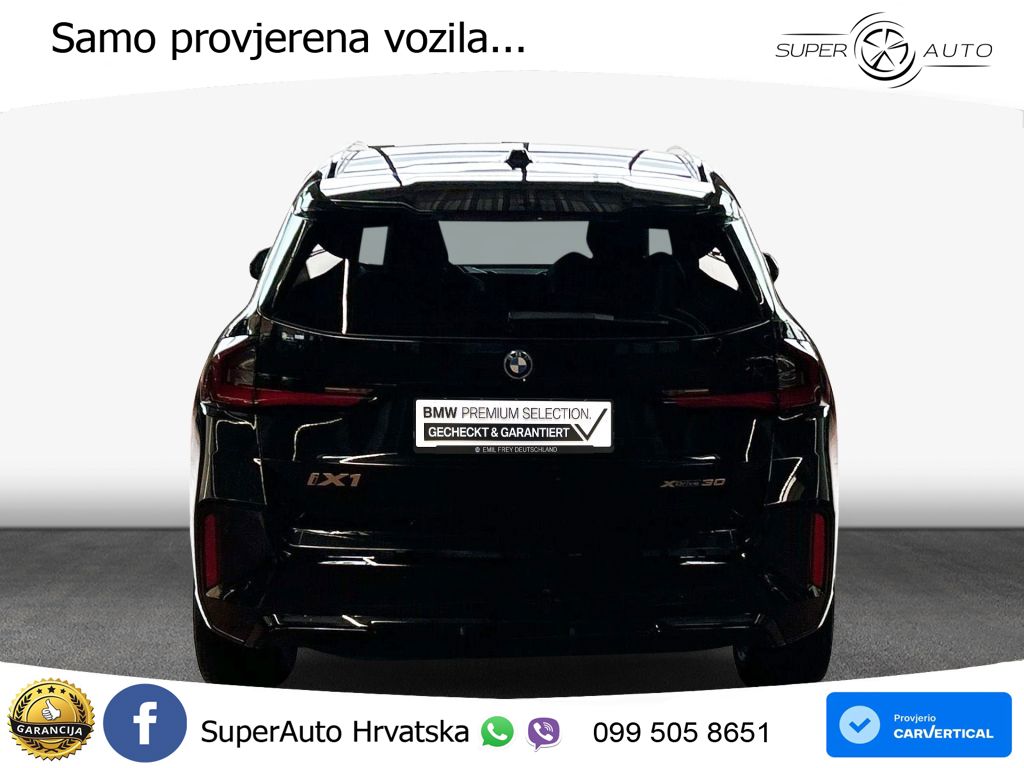 BMW iX1 68 kWh (313 KS) xDrive30 LED+GR SJED+ACC