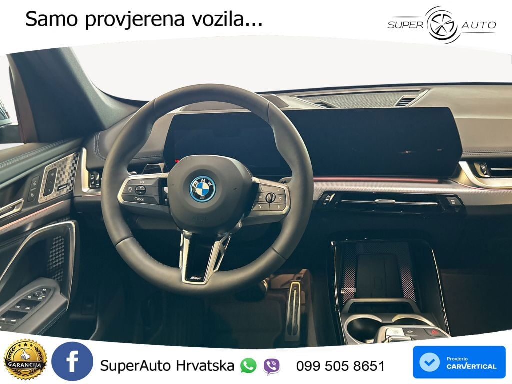 BMW iX1 68 kWh (313 KS) xDrive30 LED+GR SJED+ACC
