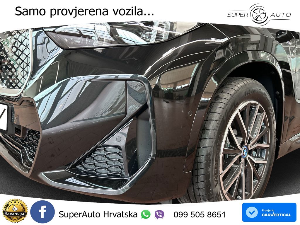 BMW iX1 68 kWh (313 KS) xDrive30 LED+GR SJED+ACC