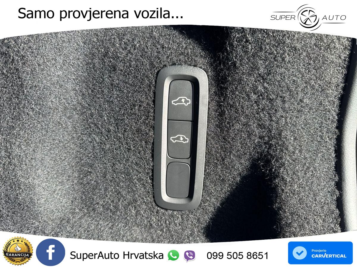 Volvo XC60 T8 AWD Geartronic ZRAČNI+ACC+GR SJED+KAM+PANO